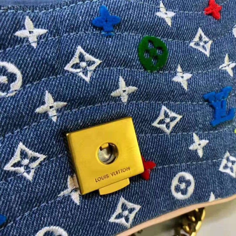 Louis Vuitton LV Women New Wave Chain Bag MM Blue LULUX