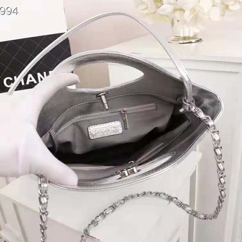 chanel mini silver bag