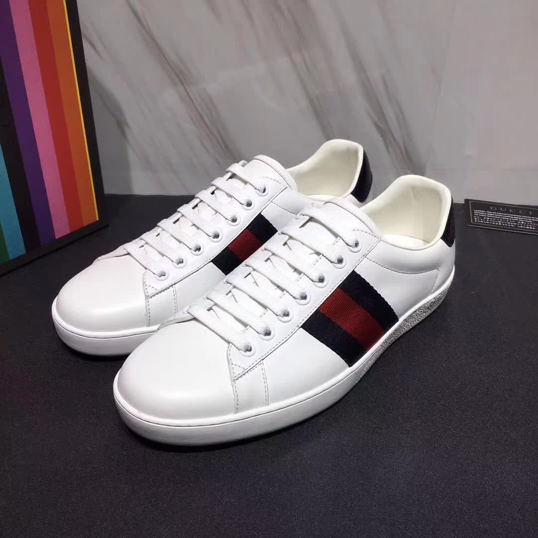 Gucci Men Ace Low-top Sneaker Shoes in Leather with Web-Navy - LULUX