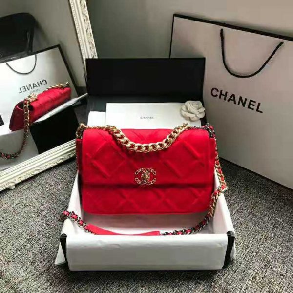 new red chanel bag