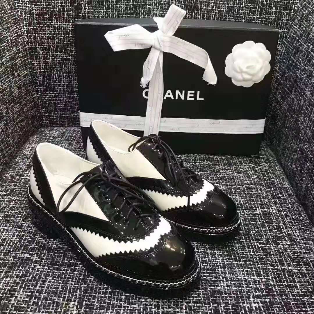 Chanel Women Lambskin &amp; Patent Calfskin Ivory &amp; Black Lace