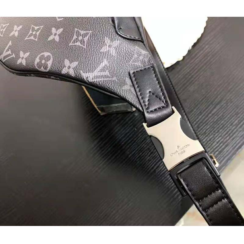 Louis Vuitton Discovery Bumbag Monogram Macassar Canvas – MEN Bags