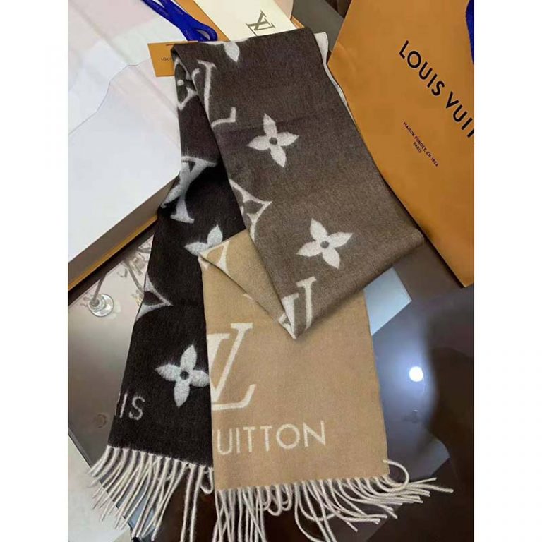 Louis Vuitton Monogram Gradient Wool Scarf