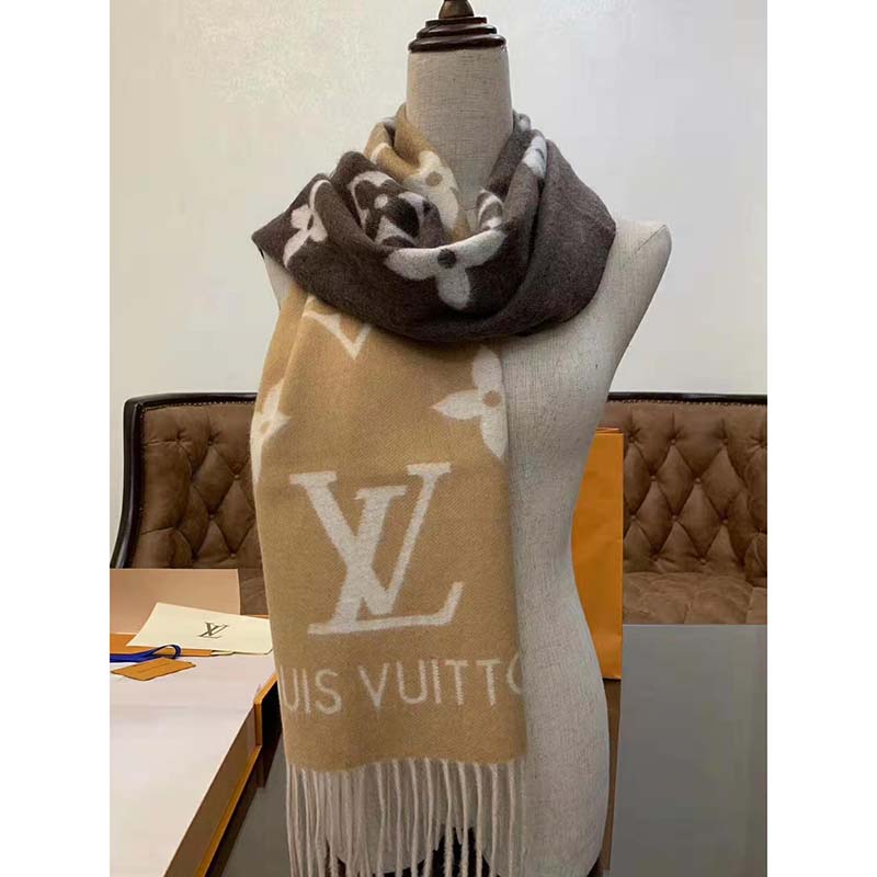Louis Vuitton LV Unisex Reykjavik Gradient Cashmere Scarf Oversized ...