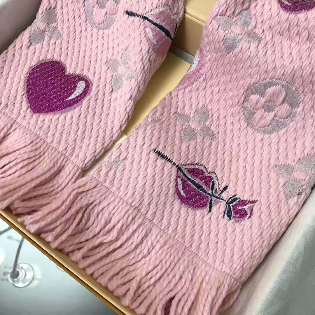 LOUIS VUITTON Logomania A La Folie Heart Rose Pink Scarf Wool Silk