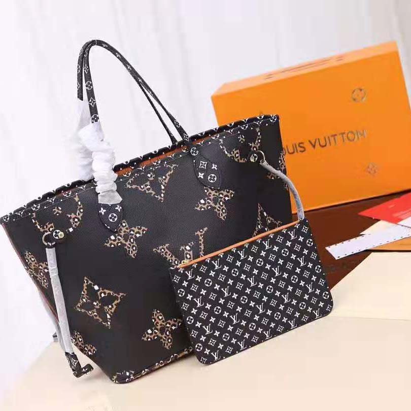 Louis Vuitton LV Women Neverfull MM Tote Bag in Monogram Canvas-Black - LULUX