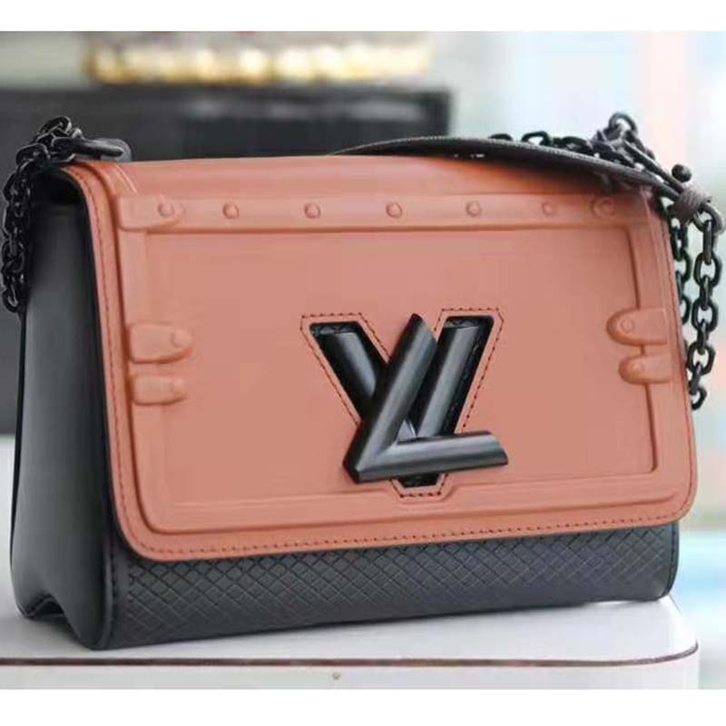 Louis Vuitton Leather Chain Baguio Paul Smith