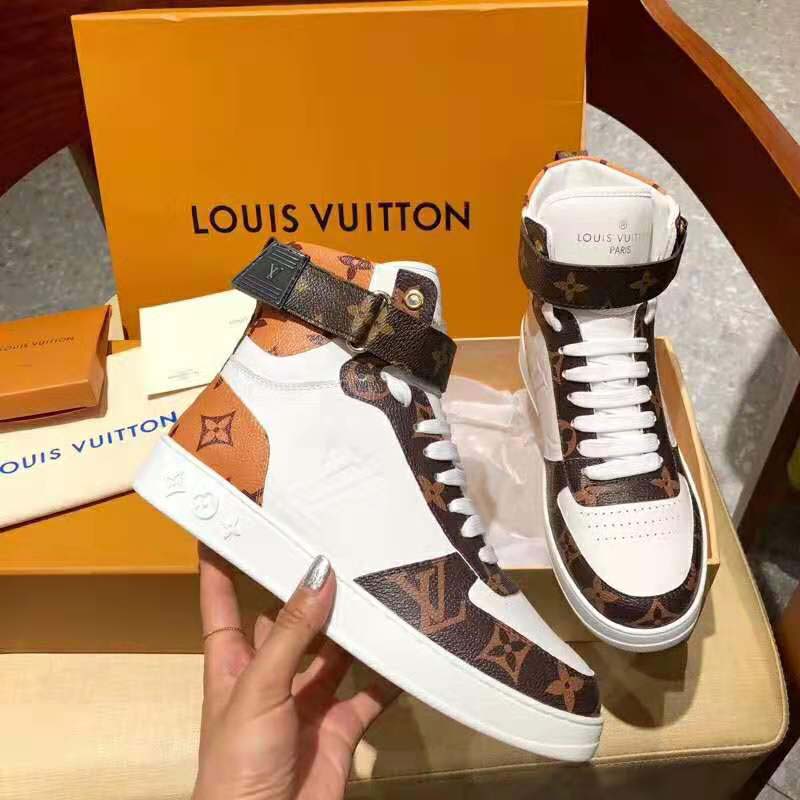 Boombox leather trainers Louis Vuitton White size 37 EU in Leather -  23372179