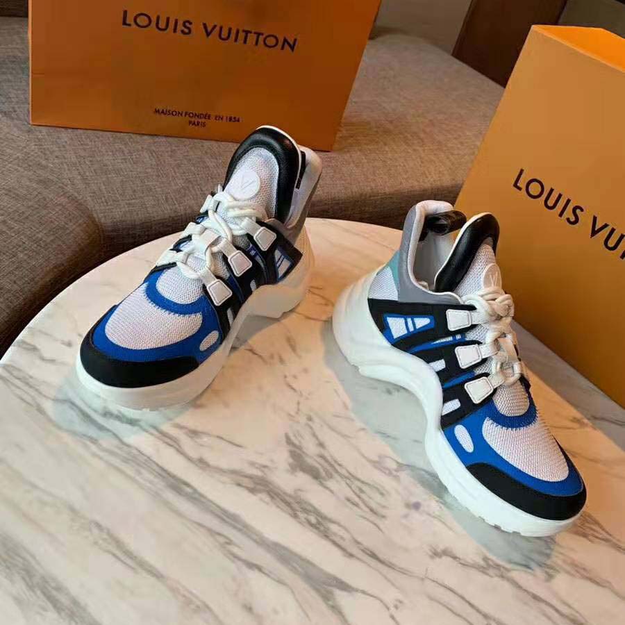 Archlight leather trainers Louis Vuitton Blue size 39 EU in Leather -  28889004