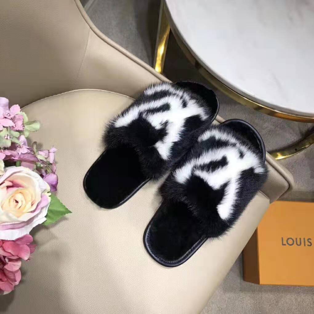 Louis Vuitton LV Women Homey Flat Mule in Mink Fur-Black - LULUX