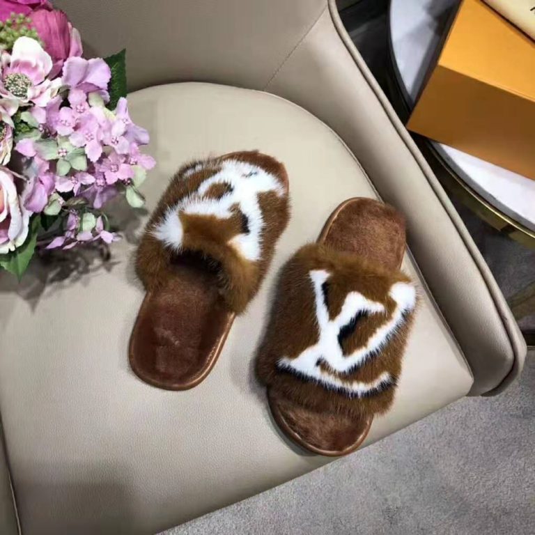 homey flat mule lv price