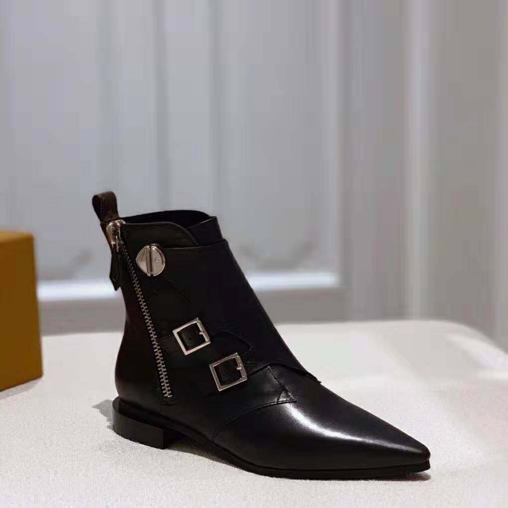 Lauréate leather boots Louis Vuitton Black size 38.5 EU in Leather
