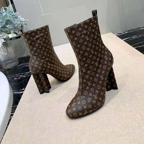 Louis Vuitton LV Women LV Silhouette Ankle Boot in Patent Monogram ...