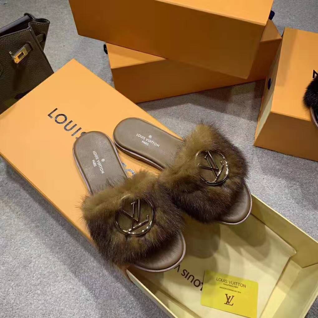 Louis Vuitton LV Women Lock It Mule in Mink and Leather-Brown - LULUX
