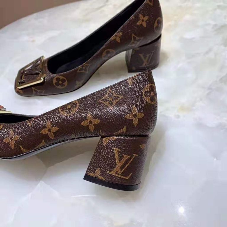 Louis Vuitton Lv Women Madeleine Pump In Patent Monogram Canvas And Leather 75 Cm Heel Brown 4974