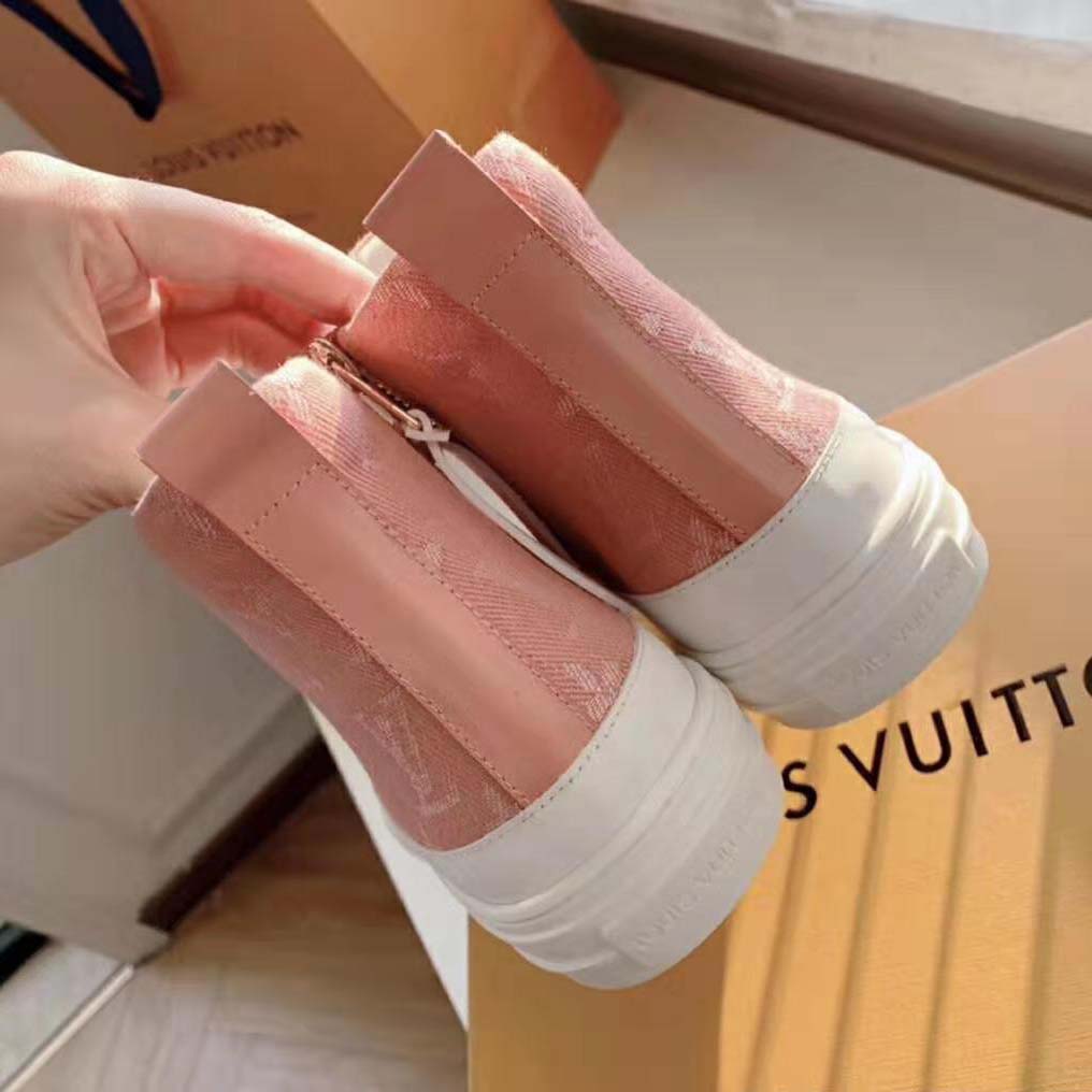Louis Vuitton Stellar Times Unisex Üst notları:Portağal çiçəyi