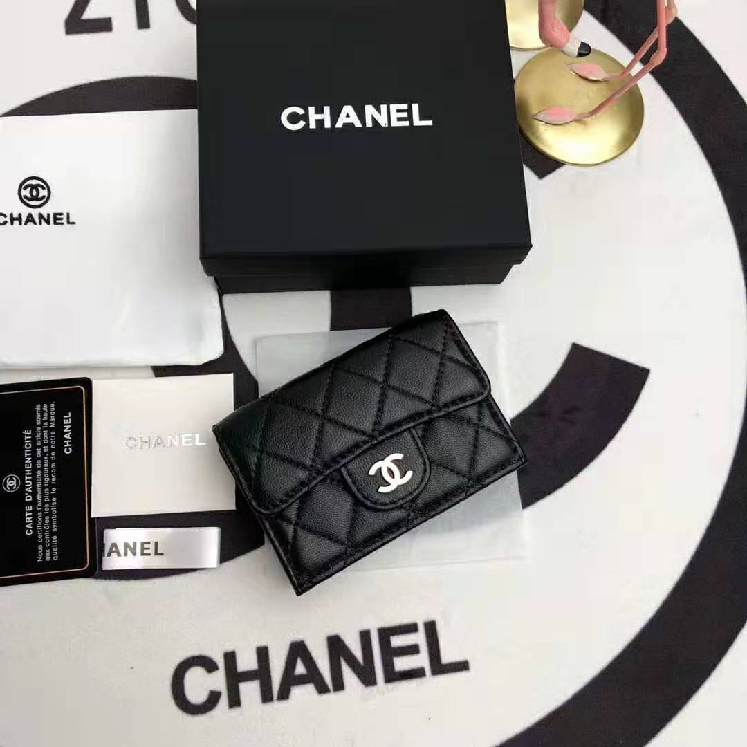 chanel crossbody card holder