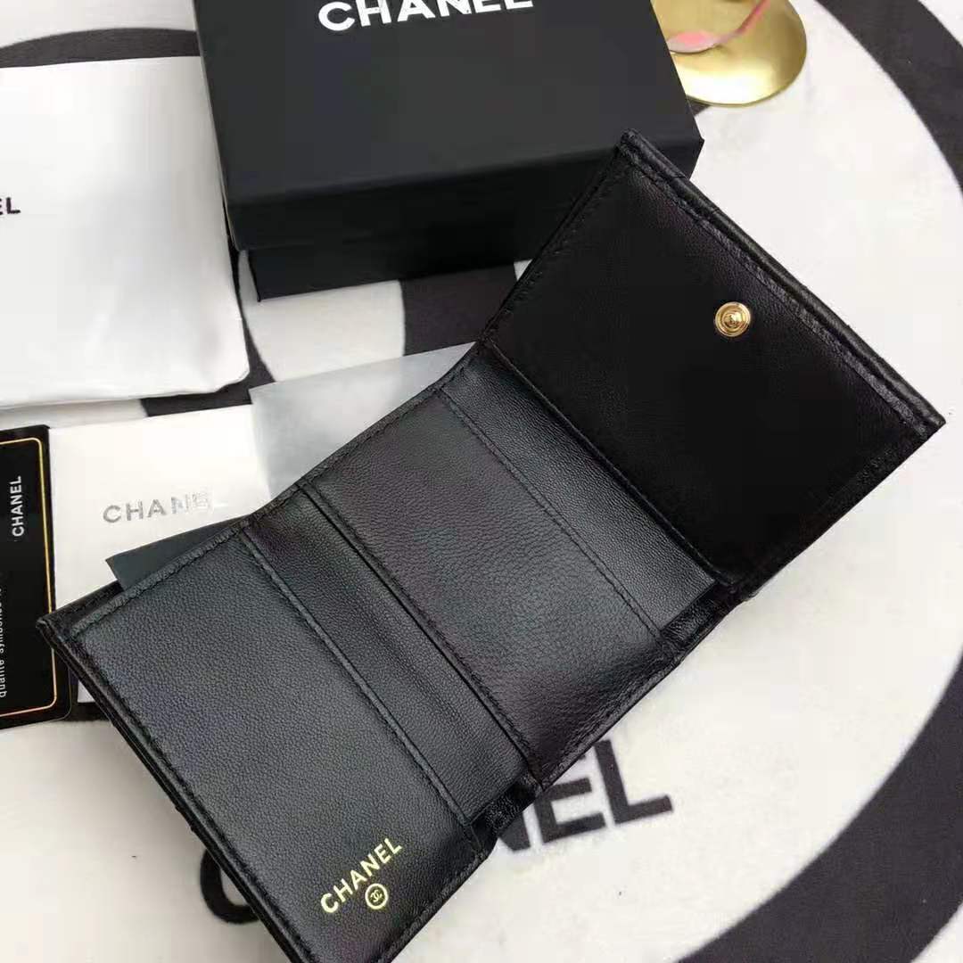 Chanel Women Classic Card Holder in Grained Calfskin & Gold-Tone Metal ...