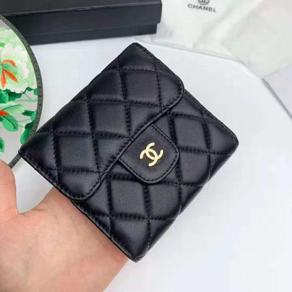Chanel Women Classic Small Flap Wallet in Lambskin & Gold-Tone Metal ...