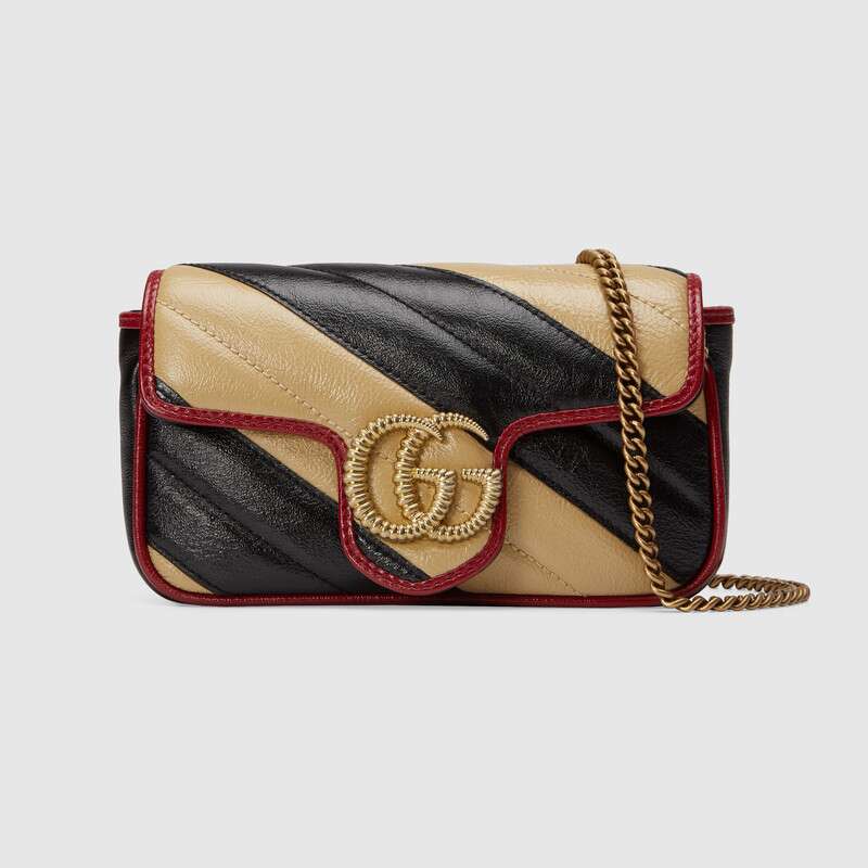 What's In My Bag: Gucci GG Marmont Matelassé Leather Super Mini