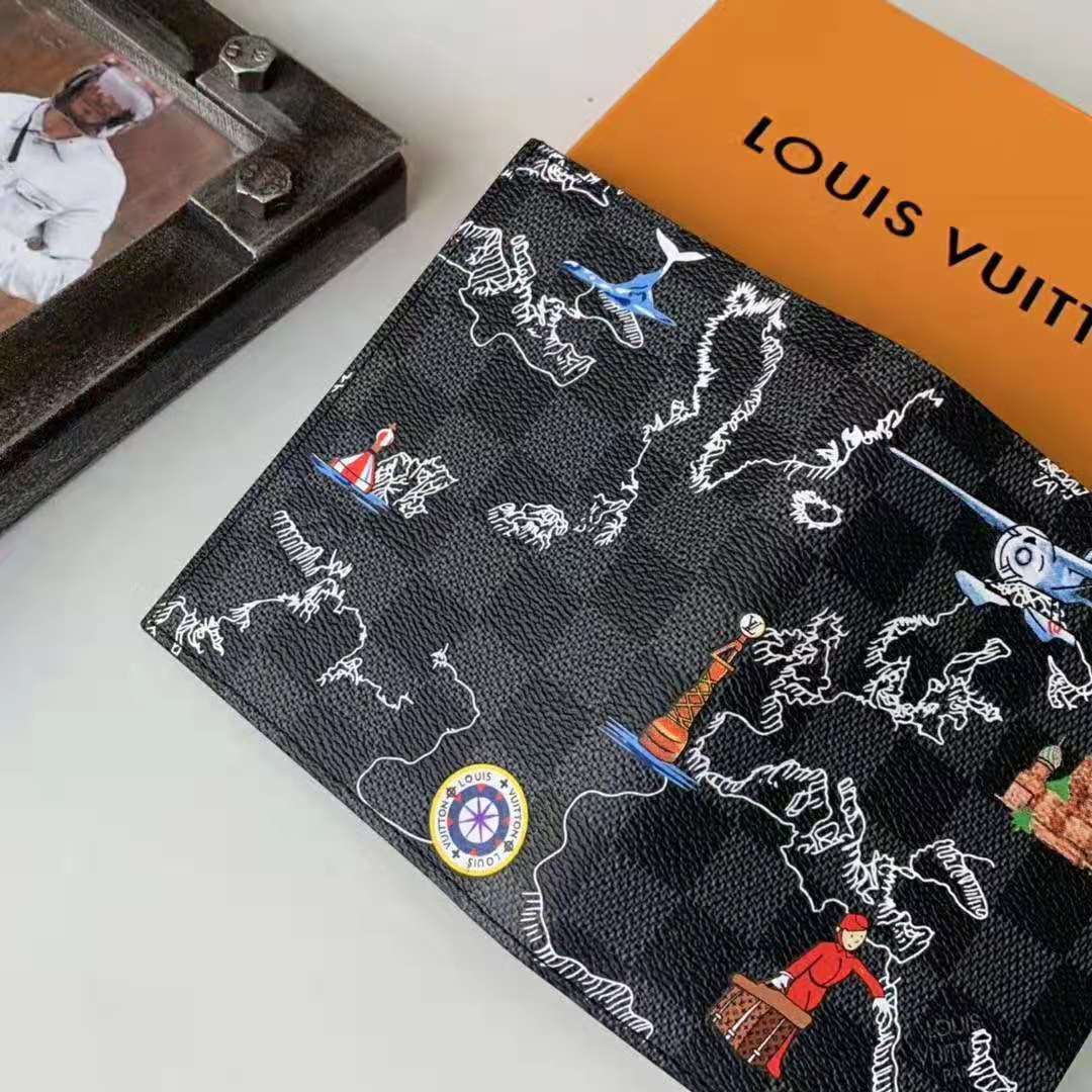Louis Vuitton LV Unisex Passport Cover in Damier Graphite Canvas - LULUX