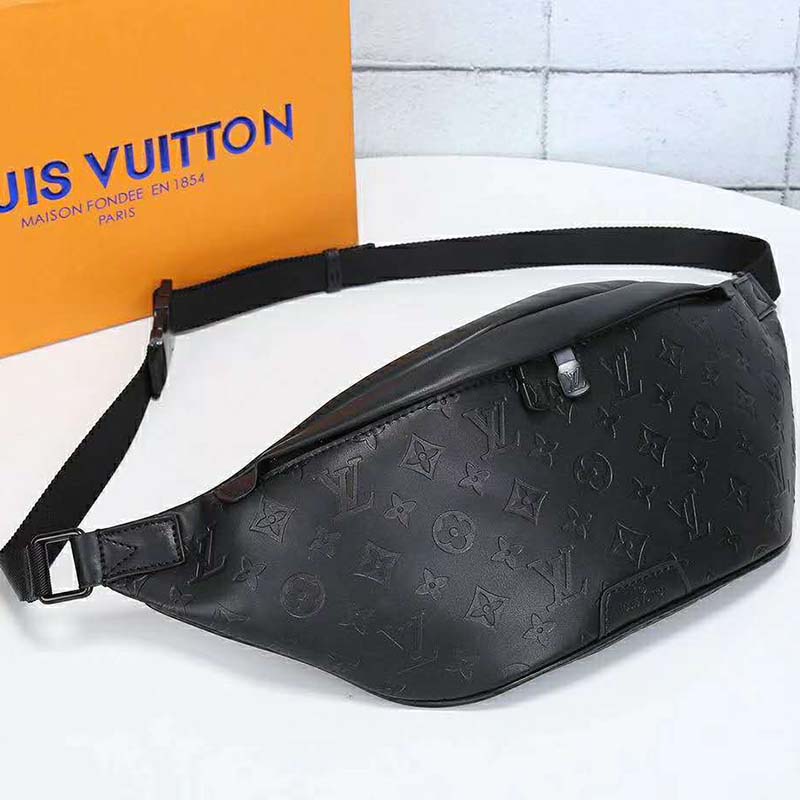 Louis Vuitton LV Men Discovery Bumbag in Monogram Shadow Calf