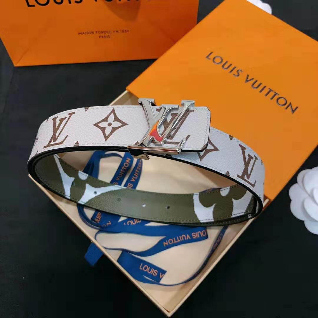 Louis Vuitton LV Unisex LV Iconic 30mm Reversible Belt in Oversized