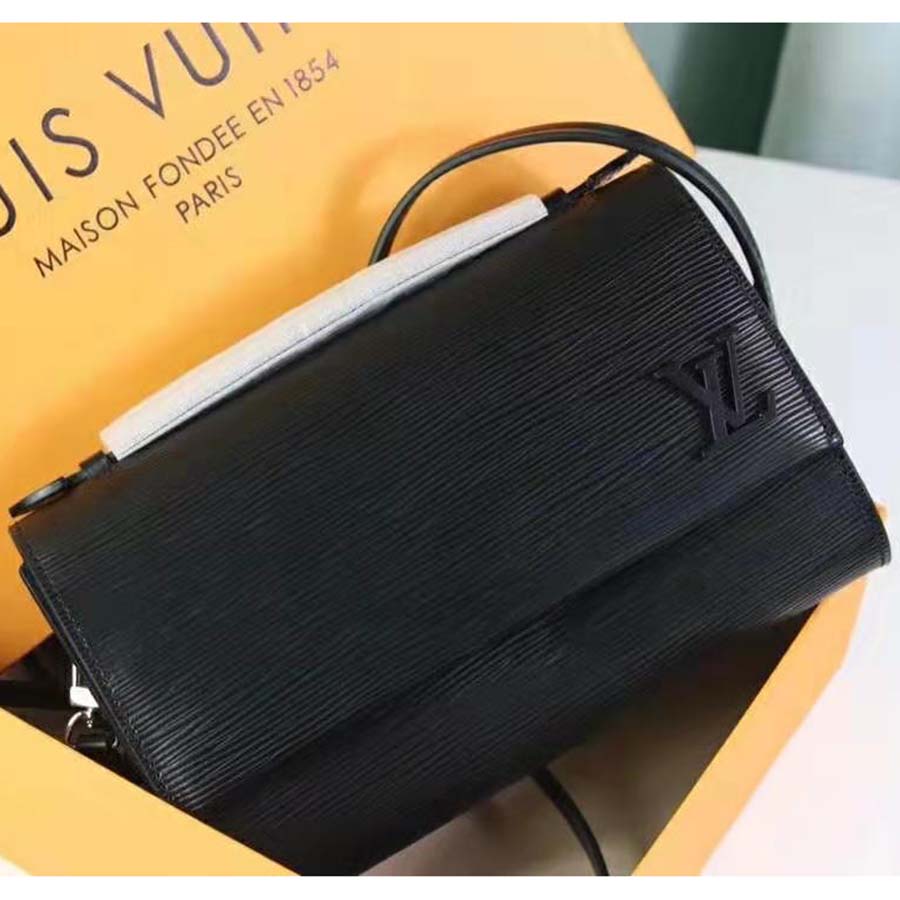Louis Vuitton 2018 Epi Clery Pochette - Black Crossbody Bags