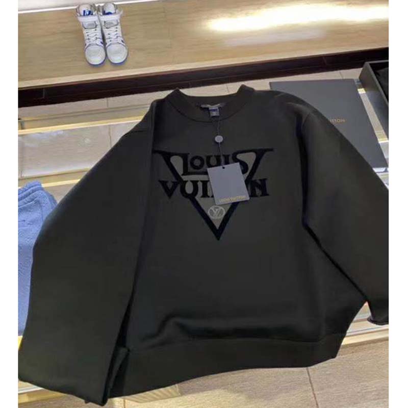 Sweatshirt Louis Vuitton Black size L International in Cotton - 32633898