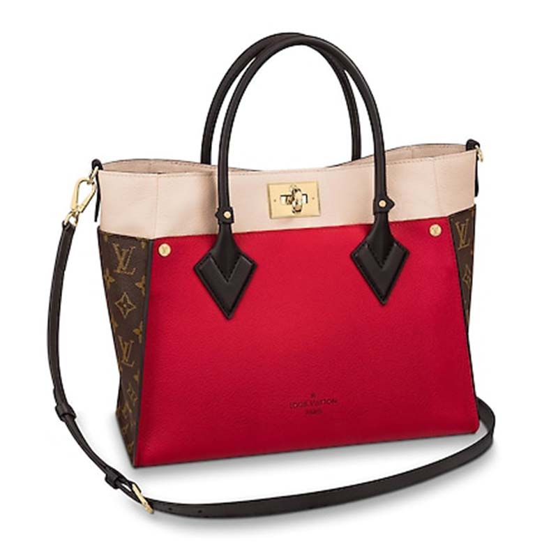 Inside my Louis Vuitton Twist Bag.. lvlover #lv #fyp #fy #bag #baglove