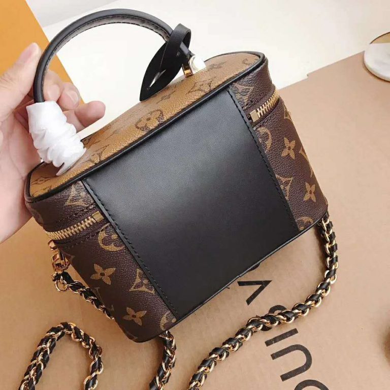 lv vanity pm price