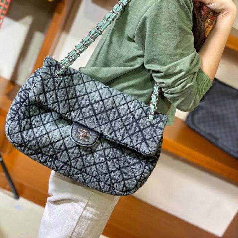 Chanel Women Chanel Flap Bag in Denim FabricsLime LULUX