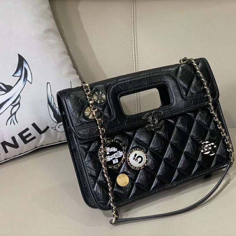 Chanel Women Flap Bag in Aged Calfskin Leather-Black - LULUX