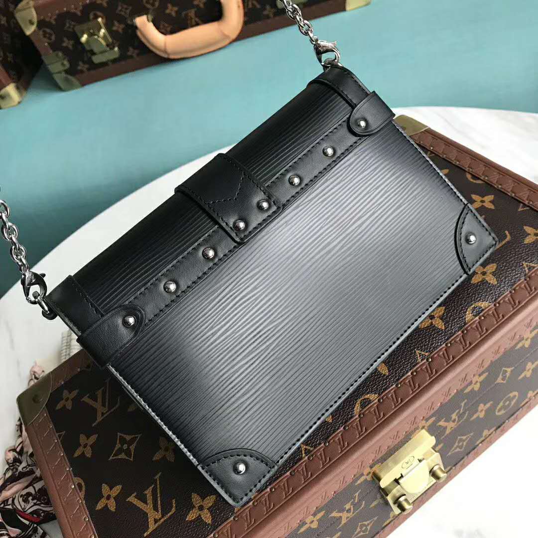 Louis Vuitton Small Clutch With Chain 3634