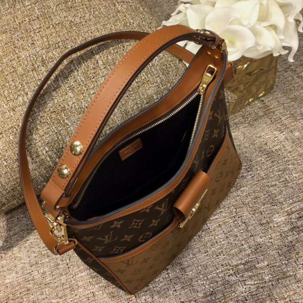 lv hobo dauphine mm