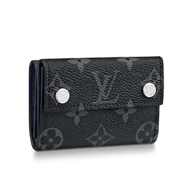 Authentic Louis Vuitton Monogram Eclipse Discovery Compact Wallet for Sale  in Irwindale, CA - OfferUp