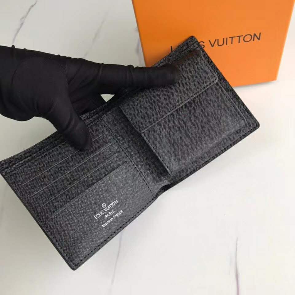 Louis Vuitton Marco wallet review. 