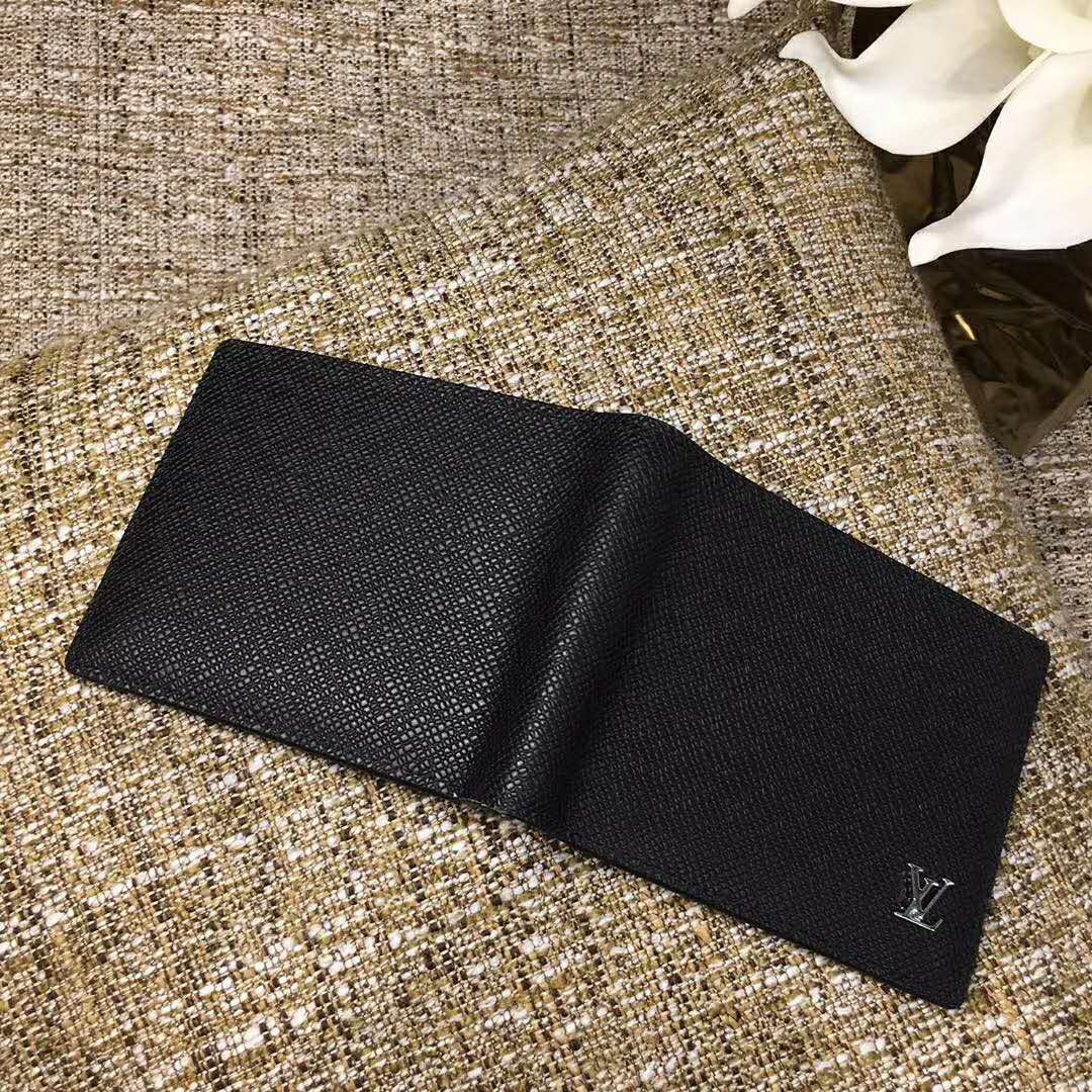 Authentic Louis Vuitton Black Taiga Leather Mens Wallet 4in x 4in (MI1017)