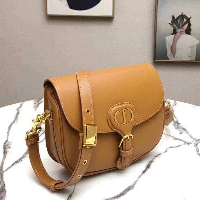 Dior Bobby medium brown bag Leather Cloth ref.465362 - Joli Closet