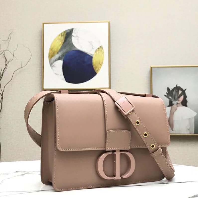 Dior Women 30 Montaigne Bag in Ultramatte Grained Calfskin-Pink - LULUX