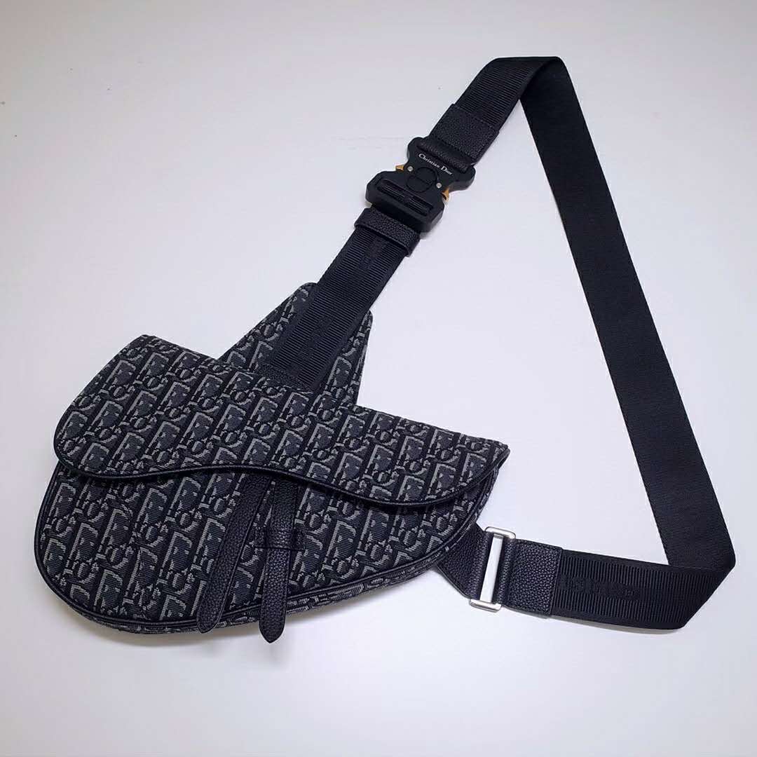Dior Unisex Saddle Bag Gray Dior Oblique Jacquard Grained Calfskin - LULUX