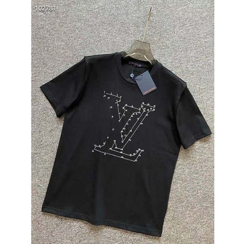 Louis Vuitton V-Neck Monogram-Embroidered T-Shirt - Black T-Shirts,  Clothing - LOU143148
