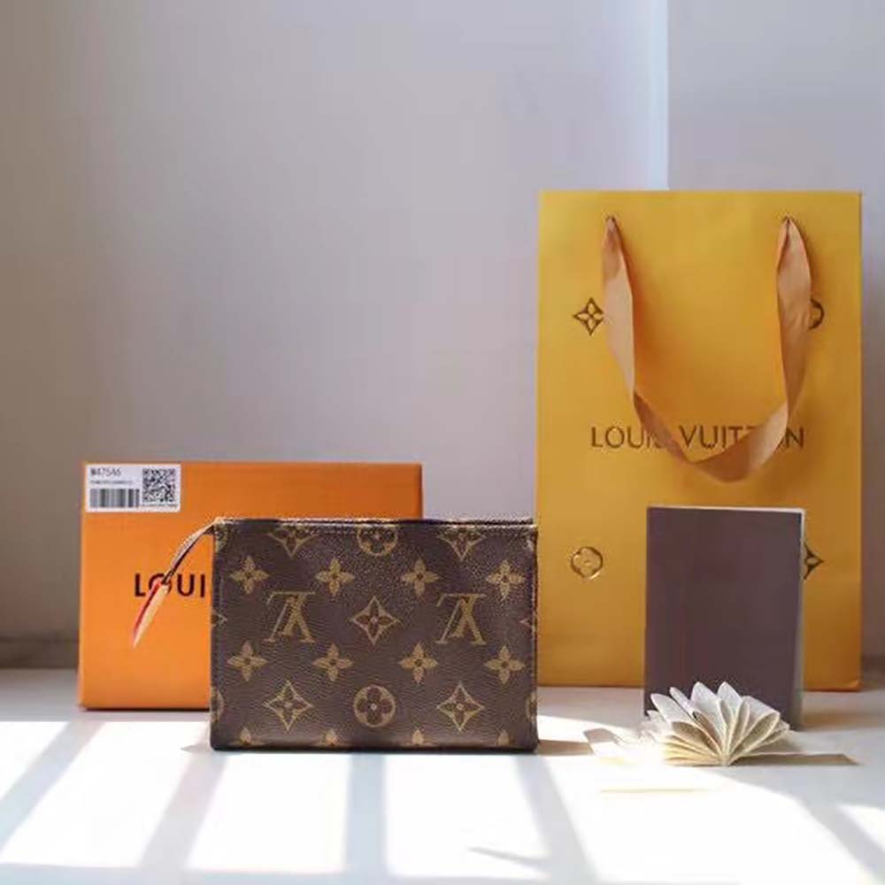 Louis Vuitton Monogram Toiletry Pouch 15 - Brown Clutches, Handbags -  LOU753068