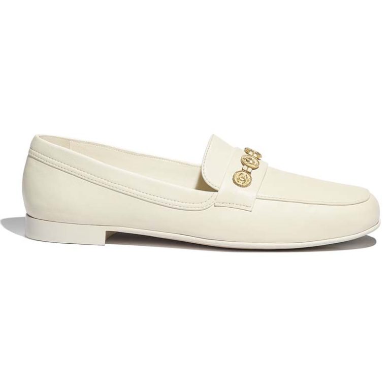 Chanel Women Loafers Lambskin Ivory 1.5 cm Heel - LULUX