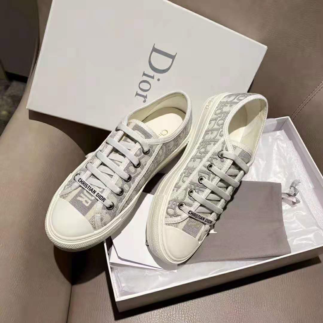 Dior Women Walk'n'Dior Sneaker Gray Dior Oblique Embroidered Cotton - LULUX