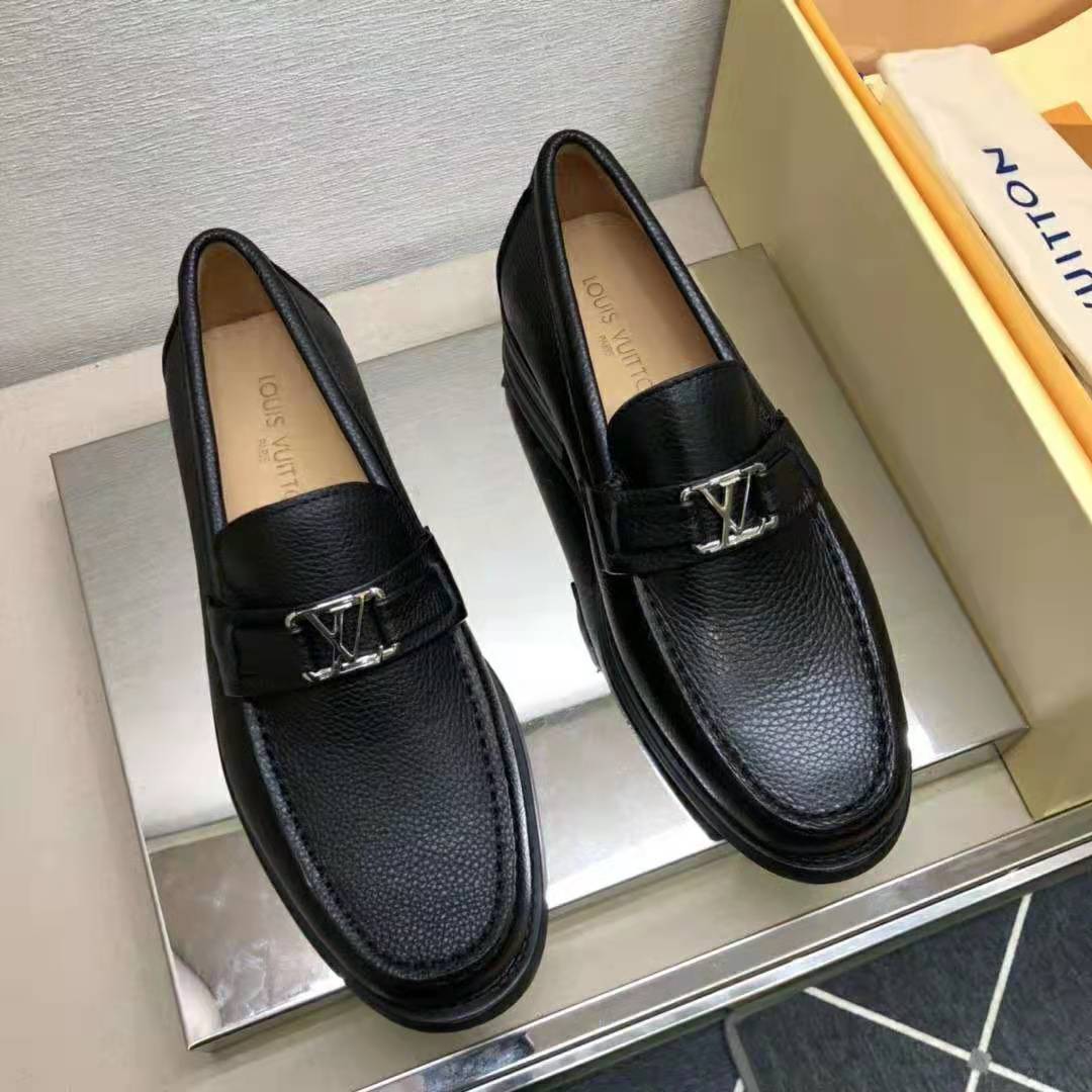 Louis Vuitton Men Major Loafer Grained Calf Leather Wool Lining-Black ...
