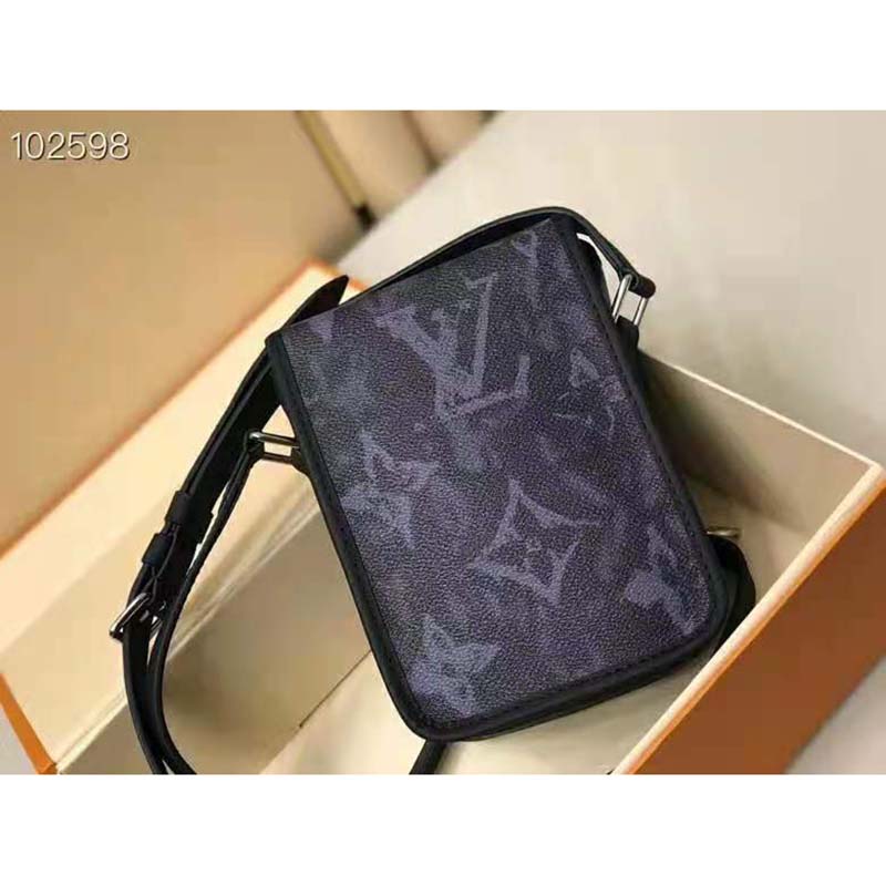 Louis Vuitton LV Unisex Grand Sac Monogram Tapestry Coated Canvas-Navy -  LULUX