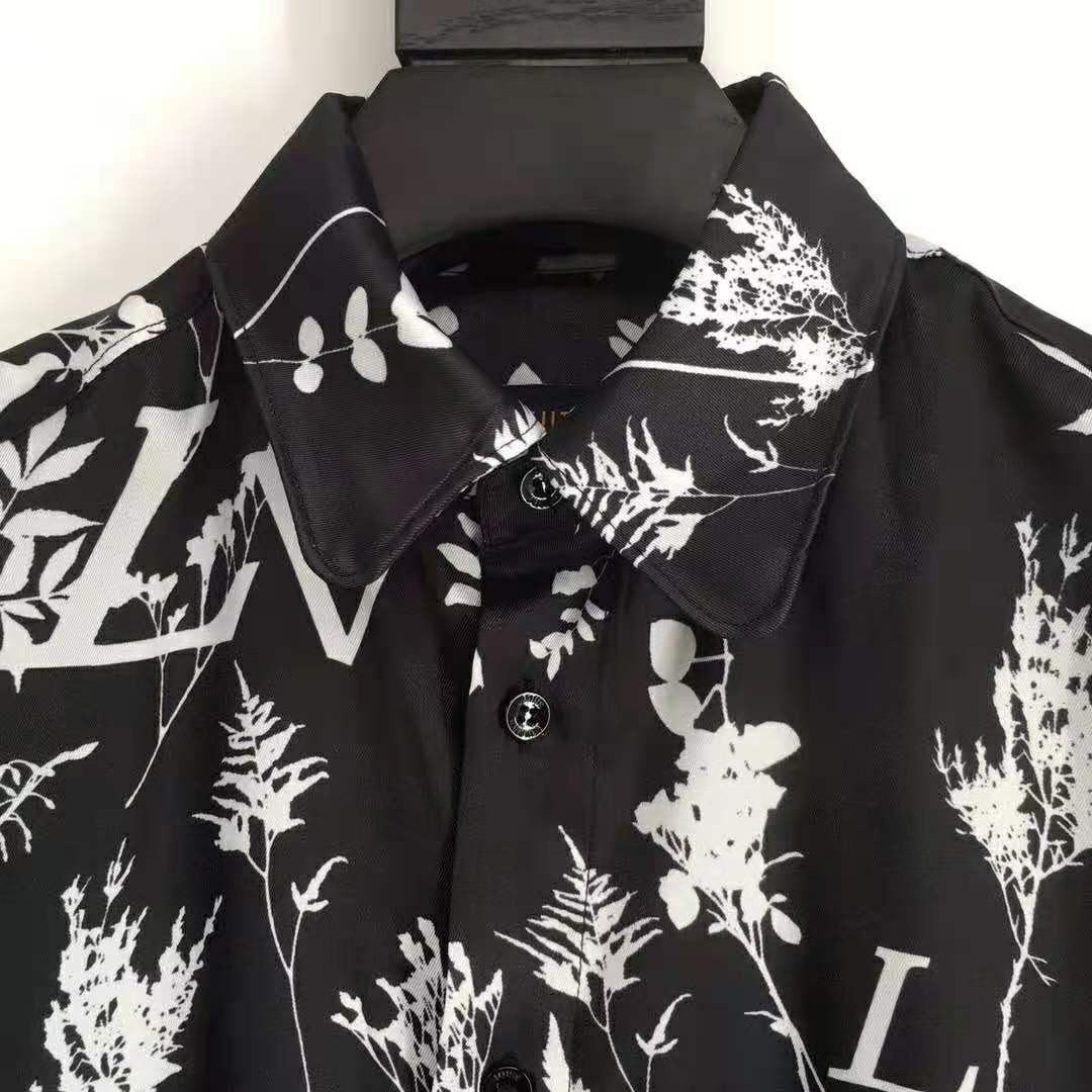 Louis Vuitton Printed Long-sleeved Silk Shirt Multico. Size XL