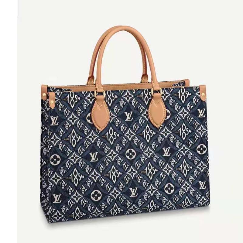 LOUIS VUITTON 8.5” x 7” X 4.5” Authentic Gift Paper Shopping Tote