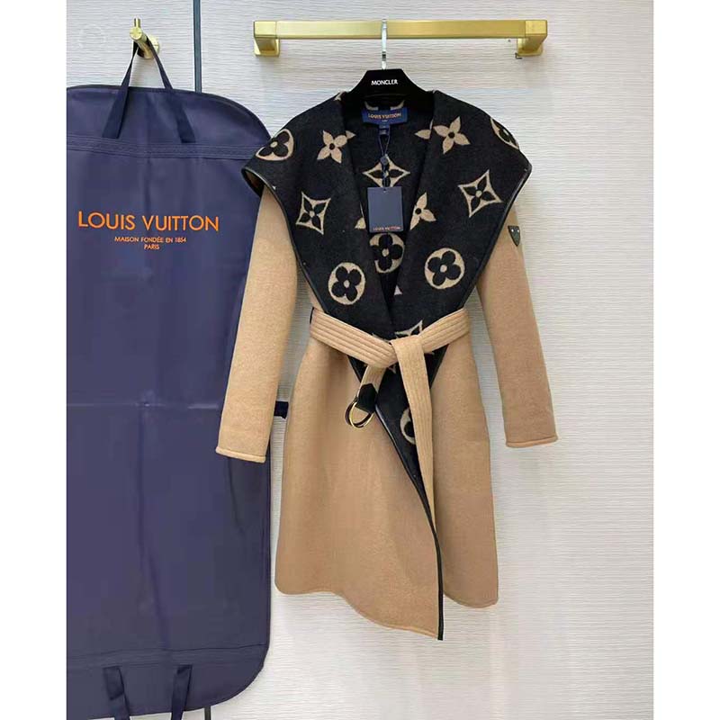 Wool coat Louis Vuitton Multicolour size S International in Wool - 29447390